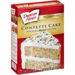 Duncan Hines Signature Moist Deluxe Confetti Cake Mix 468g